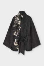 CHAQUETA JACQUARD ESTILO KIMONO - Imagen 4